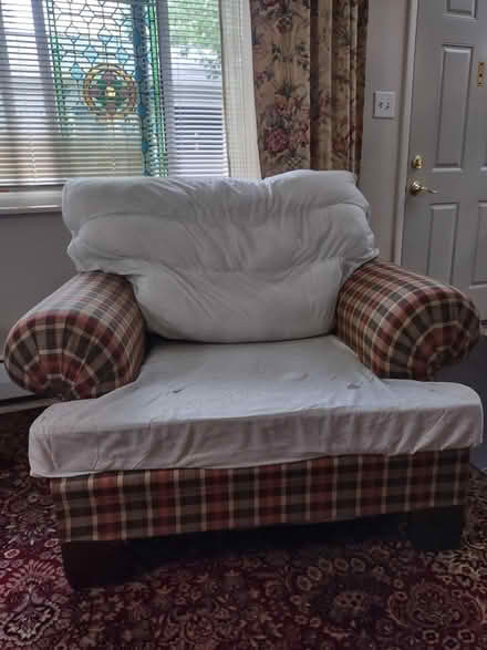 Photo of free Oversize Chair (Downtown Longmont, Emery st) #1