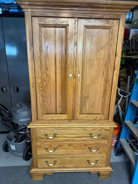 Photo of free TV Credenza (Succasunna) #1