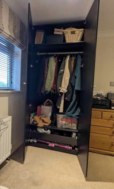 Photo of free Wardrobe (Hp199nb) #2