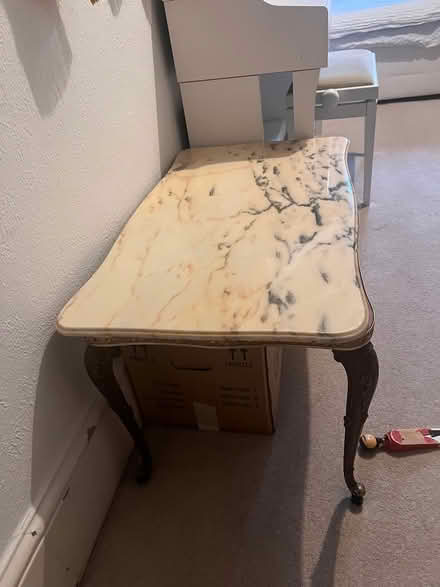 Photo of free Coffee table (Marylebone London) #4