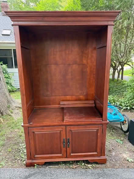 Photo of free Wood entertainment cab,/Armoire (South Salem NY) #1