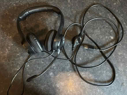Photo of free USB Headset (Huddersfield HD2) #1