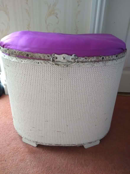 Photo of free Wooden ottoman (Runwell SS11) #1