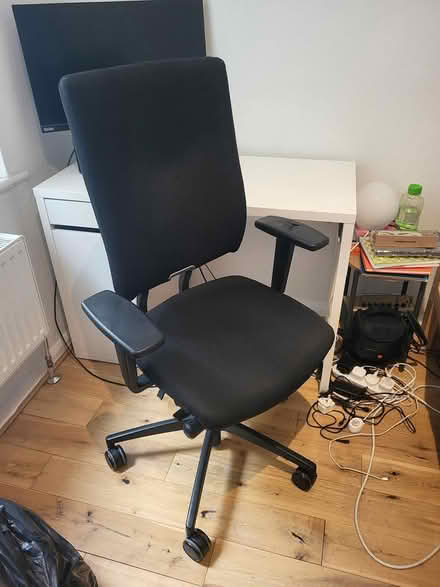 Photo of free Desk and chair (South Kilburn NW6) #4