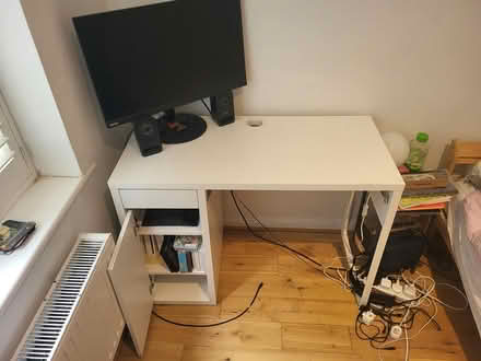Photo of free Desk and chair (South Kilburn NW6) #2