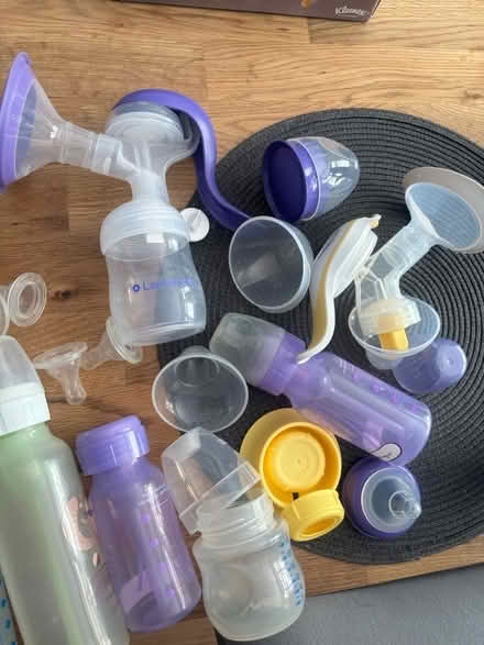 Photo of free Dr Brown’s Bottles and Manual Pumps (TW9) #3