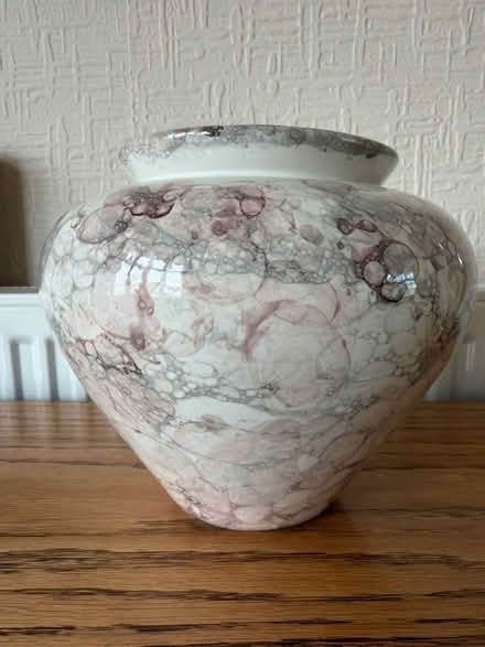 Photo of free Vase 7” high 8 “ diameter (Welling DA16) #1