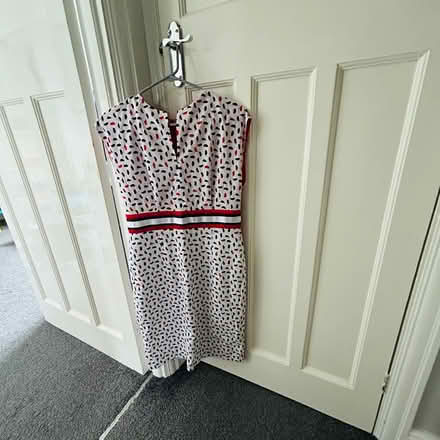Photo of free Women's clothing sizes XS to M (Morden SM4) #2