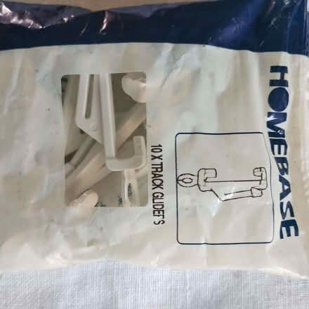 Photo of free 2 bags of Glide Hooks for Curtain Track (Rayleigh SS6) #3