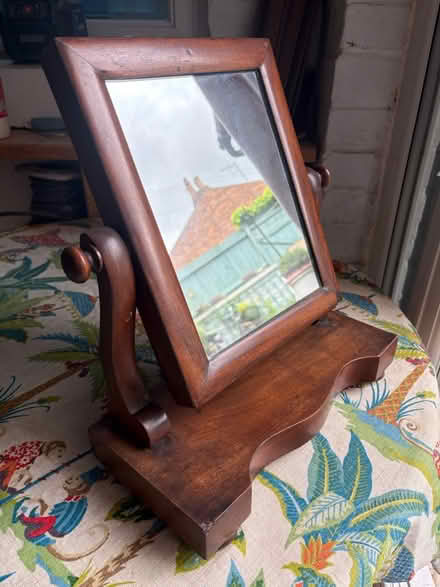 Photo of free Vintage mirror in wood surround (Scarborough YO12) #1