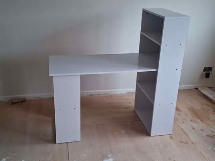 Photo of free White desk (Mortonhall EH16) #1