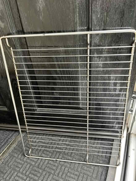 Photo of free 1 shelf for oven (Cm12 9pp) #2