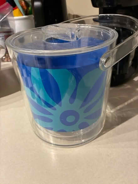 Photo of free Ice bucket (East Nob Hill) #1