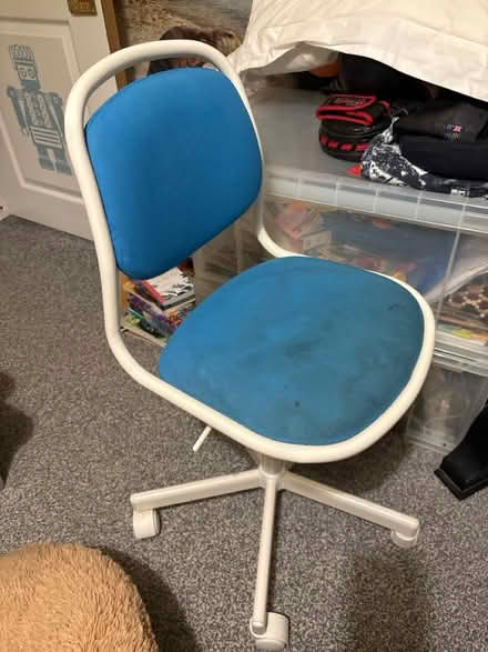 Photo of free Child office chair (Botley, Oxford, OX2) #1
