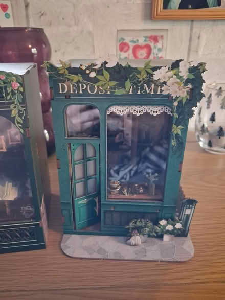 Photo of free Two book nooks with lights (Loughborough) #1