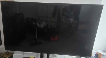 Photo of free 65" Sony 4K TV - Cracked Screen (Arnold NG5) #2