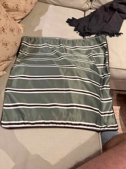 Photo of free Cushion covers (2x) (SE1 3LD) #2