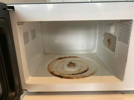 Photo of free Microwave (Teddington TW11) #3