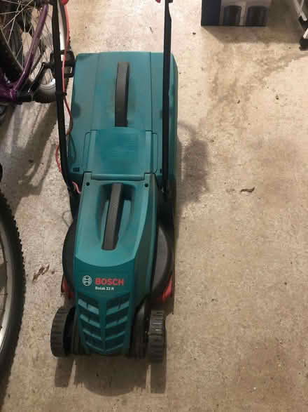 Photo of free Electric lawn mower (South Tonbridge TN9) #1