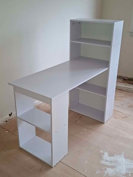 Photo of free White desk (Mortonhall EH16) #2