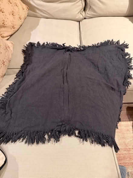 Photo of free Pillow cover (SE1 3LD) #1
