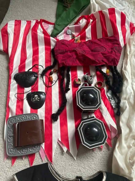 Photo of free Pirate/Robin Hood ? Dress up (Northlands Wood) #2