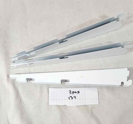 Photo of free shelf brackets double slot (Danforth and Greenwood) #1