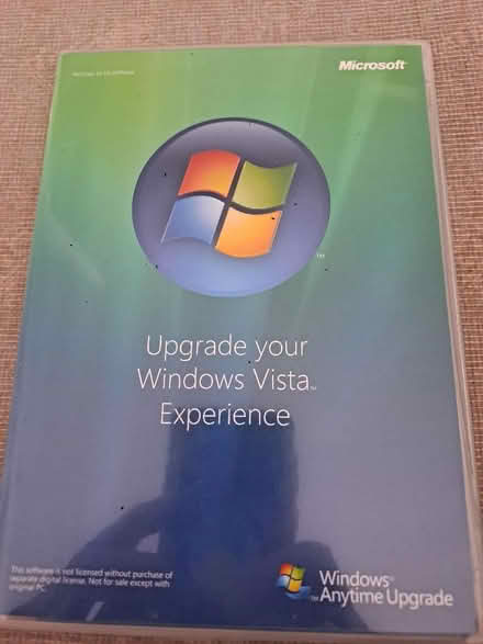 Photo of free Windows Anytime Upgrade DVD/ROM (Harefield SO19) #1