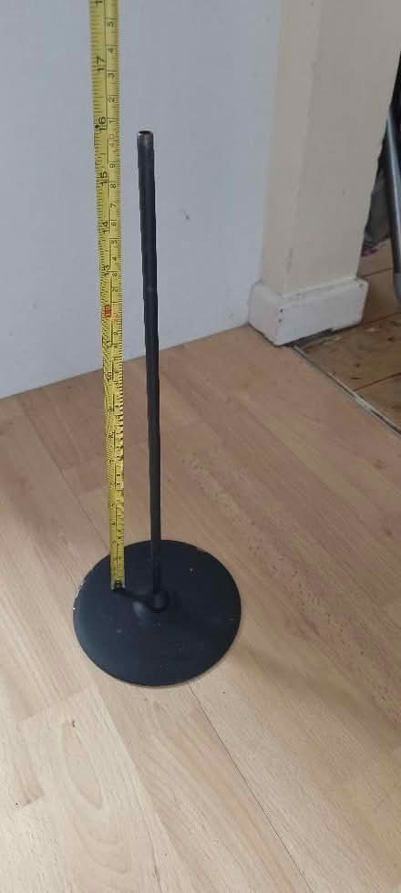Photo of free Metal Holder (Malvern Link WR14) #1