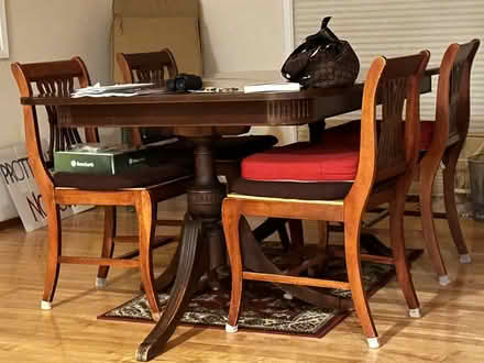 Photo of free Dinning room table and chairs (Tolt River Rd carnation) #1