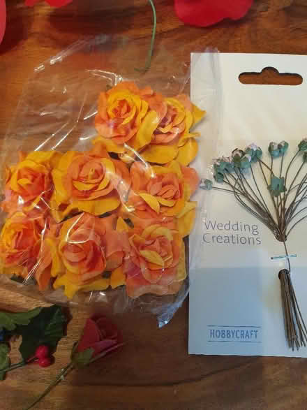 Photo of free Paper / fabric flowers for crafts + old cutlery (Hungerford RG17) #3
