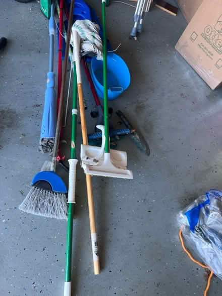 Photo of free Mops brooms and scrubbers (Laurel) #1