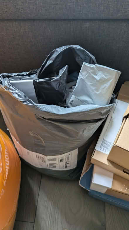 Photo of free Posting and packing materials (Kendal LA9) #3