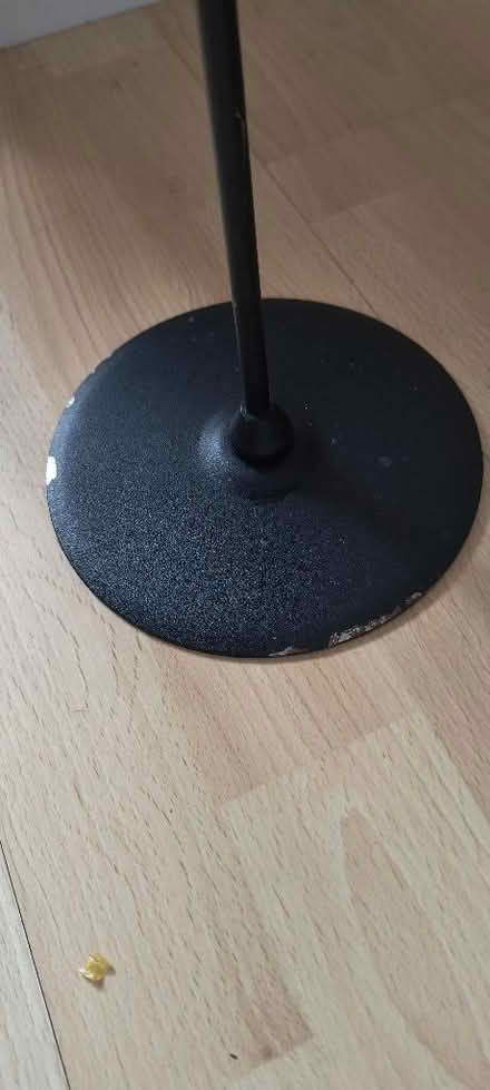 Photo of free Metal Holder (Malvern Link WR14) #2