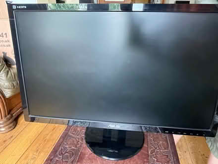 Photo of free Computer screen (Hanwell W13) #1