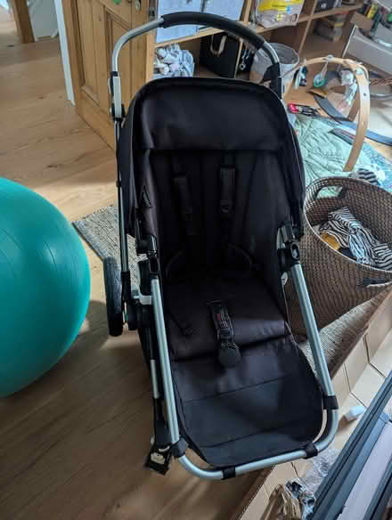 Photo of free Bugaboo chameleon 3 (Shepherds bush) #1