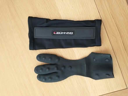 Photo of free Archery bracer and glove (Didcot OX11) #1