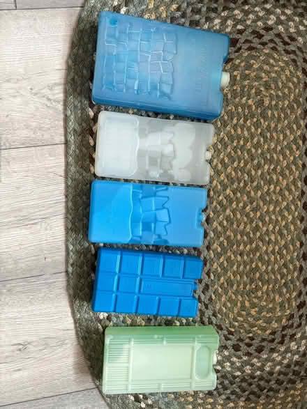 Photo of free 5 x freezer blocks (Woolwich Dockyard SE18) #1