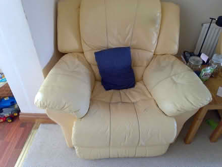 Photo of free Leather reclining sofa and 2 armchairs (Linton CB21) #3