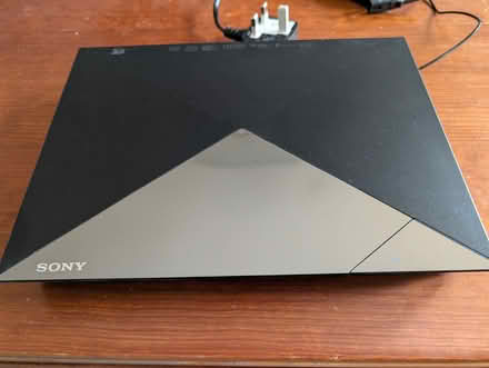 Photo of free DVD Player Sony BDP S5200 (Cliffe BN7) #1