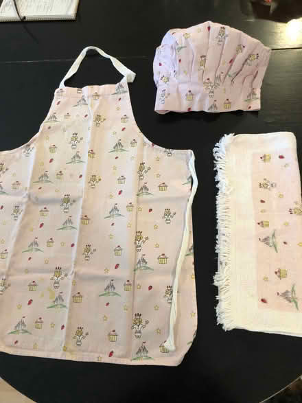Photo of free Child's chef outfit (CV22 - near centre of Rugby) #1