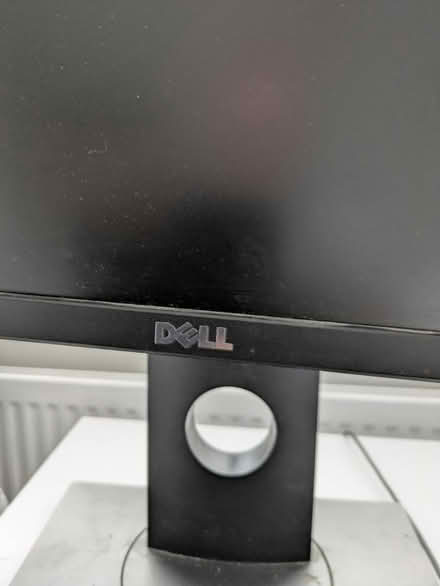 Photo of free Dell monitor (E17 Wood Street / Walthamstow) #3