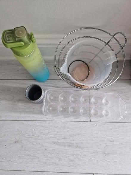 Photo of free Kitchen bundle: Stainless steel pan and more (South Norwood SE25) #4