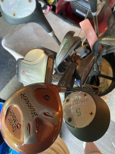 Photo of free Women’s golf clubs (Lindenhurst south of Hoffman) #2
