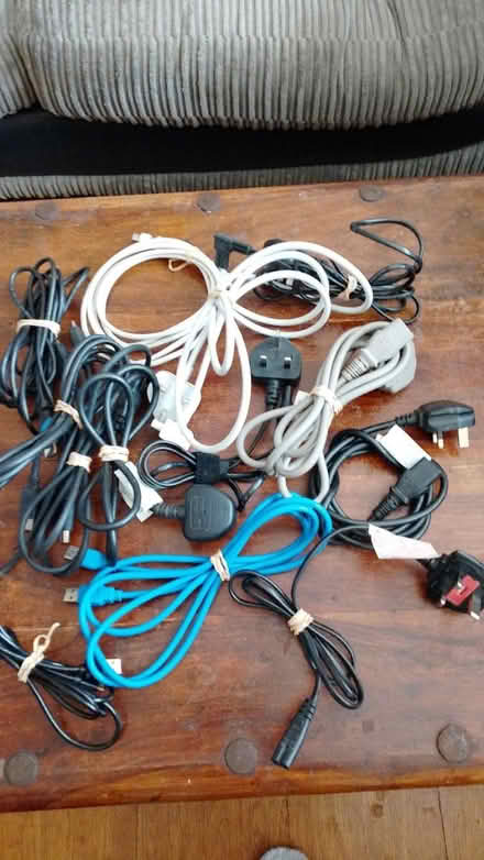 Photo of free Cables (Sl43js) #1