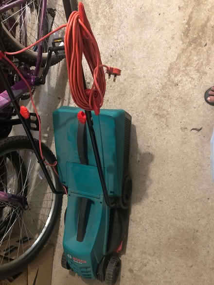 Photo of free Electric lawn mower (South Tonbridge TN9) #2