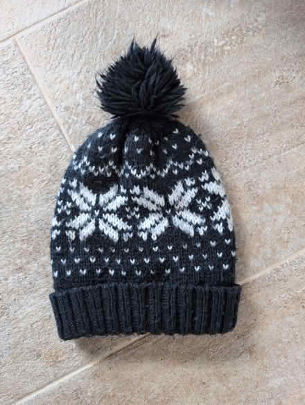 Photo of free Bobble hat (Worcester WR5) #1