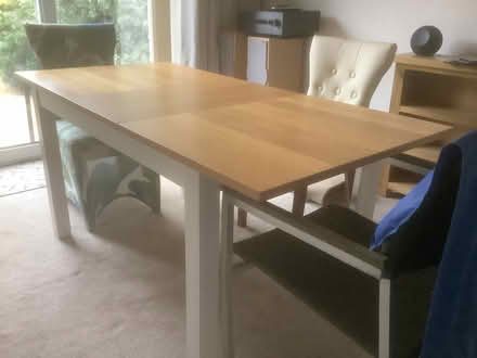 Photo of free Extendable dining table (Thornton FY5) #2
