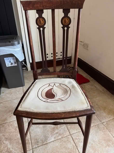 Photo of free Vintage chair (SN13) #1