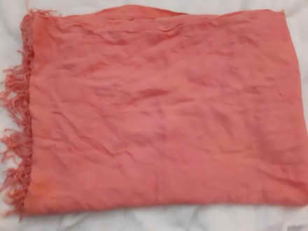 Photo of free Pink Shawl (Birmingham City Centre B4) #1